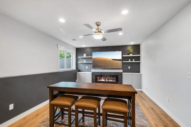 19697 Deerbrooke Path, Farmington, MN 55024