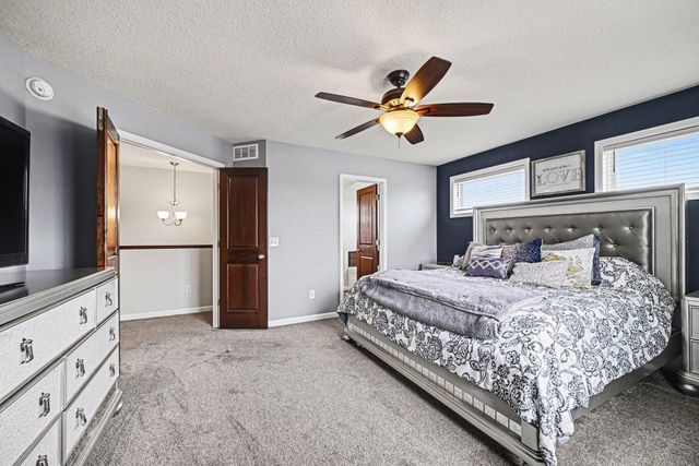 19697 Deerbrooke Path, Farmington, MN 55024