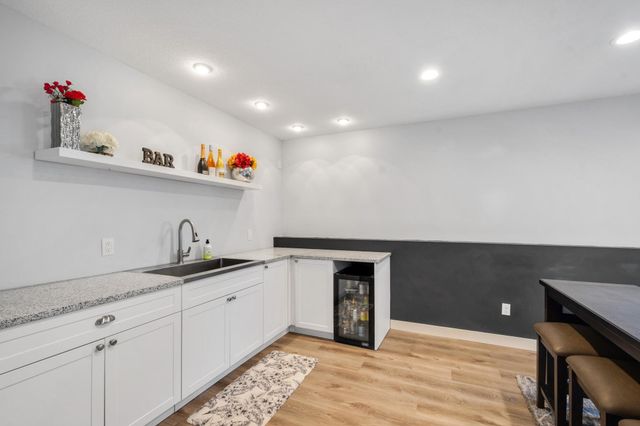 19697 Deerbrooke Path, Farmington, MN 55024