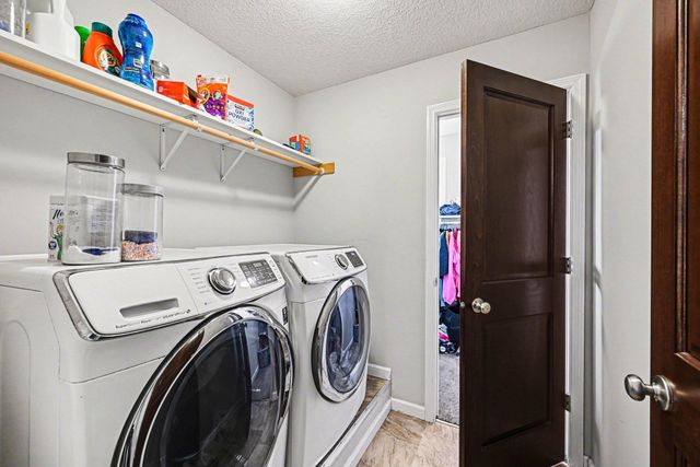 19697 Deerbrooke Path, Farmington, MN 55024