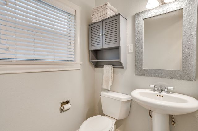 4200 Birchman Avenue, Fort Worth, TX 76107