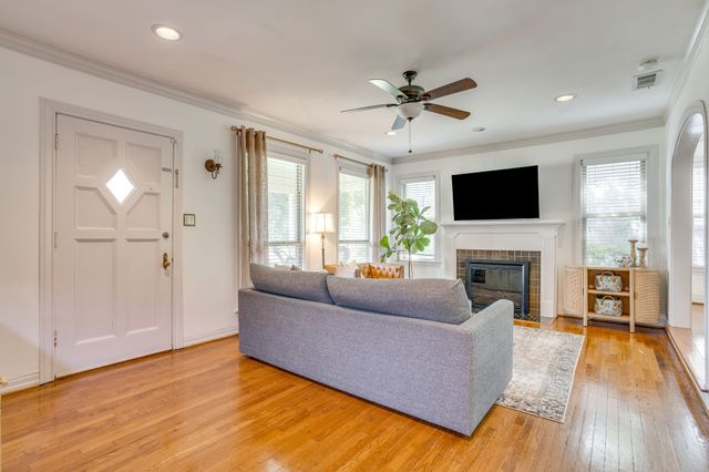 4200 Birchman Avenue, Fort Worth, TX 76107