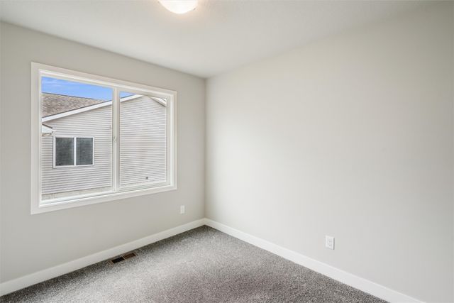 920 Willow Valley Drive, Norwalk, IA 50211