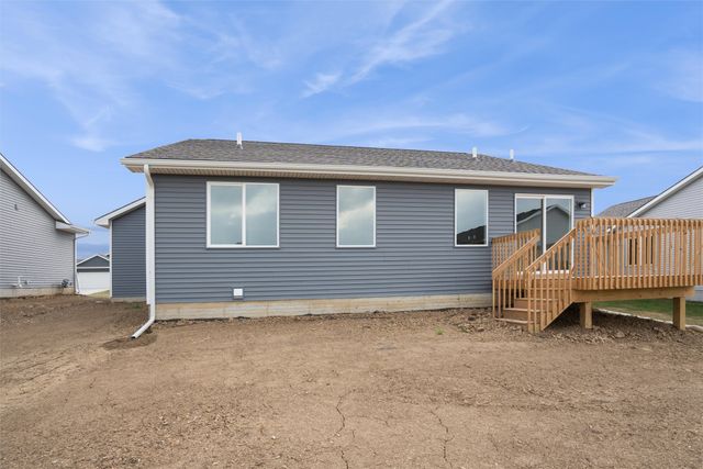 920 Willow Valley Drive, Norwalk, IA 50211