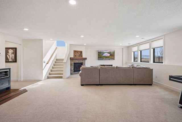 2269 Lakeshore Point Drive NE, Saint Michael, MN 55376