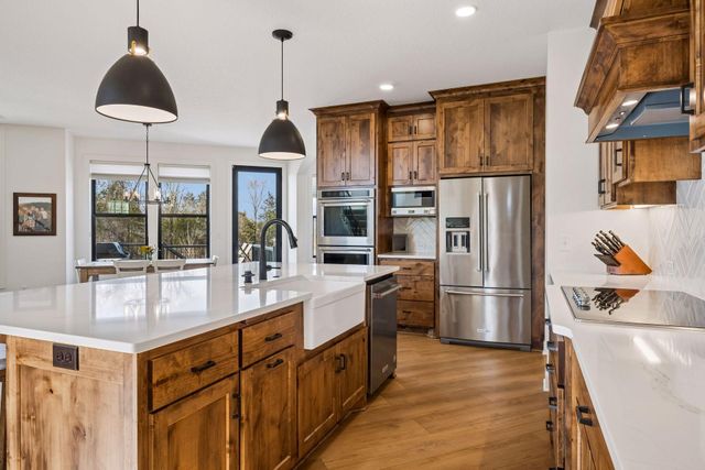 2269 Lakeshore Point Drive NE, Saint Michael, MN 55376