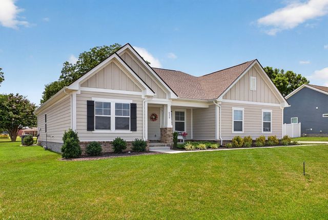620 Brookside Dr, Mount Pleasant, TN 38474