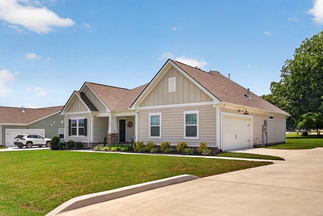 620 Brookside Dr, Mount Pleasant, TN 38474