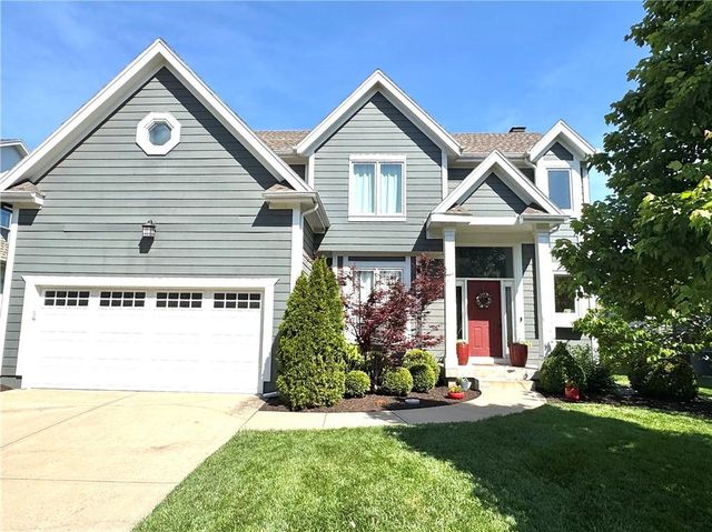 8306 W 128th Street, Overland Park, KS 66213