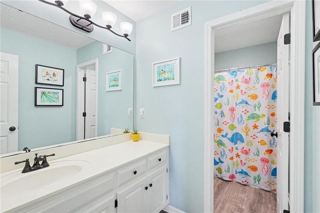 8306 W 128th Street, Overland Park, KS 66213