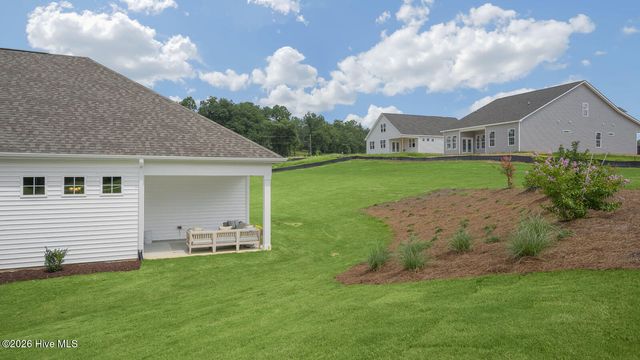 816 Fernwind Circle, Aberdeen, NC 28315