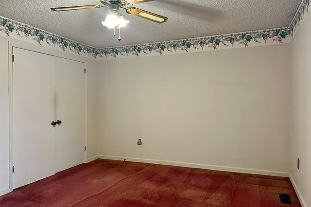 207 Spence Ln, Franklin, KY 42134