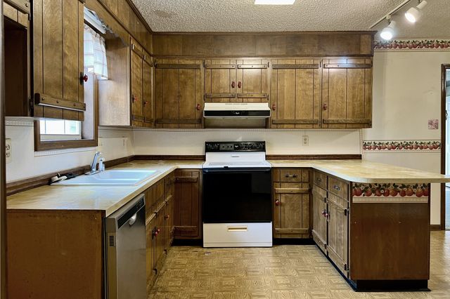 207 Spence Ln, Franklin, KY 42134