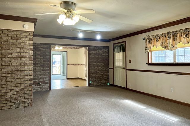 207 Spence Ln, Franklin, KY 42134