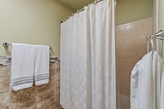 4521 N Meadow Lane, Tucson, AZ 85749