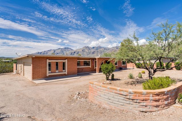 4521 N Meadow Lane, Tucson, AZ 85749