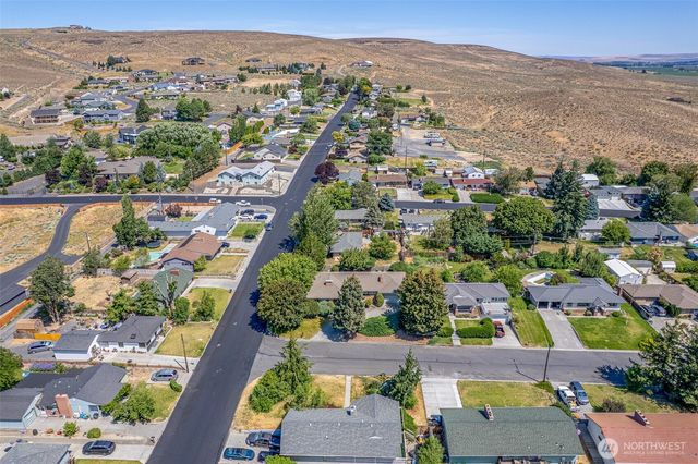 386 Mocliff Road, Ephrata, WA 98823