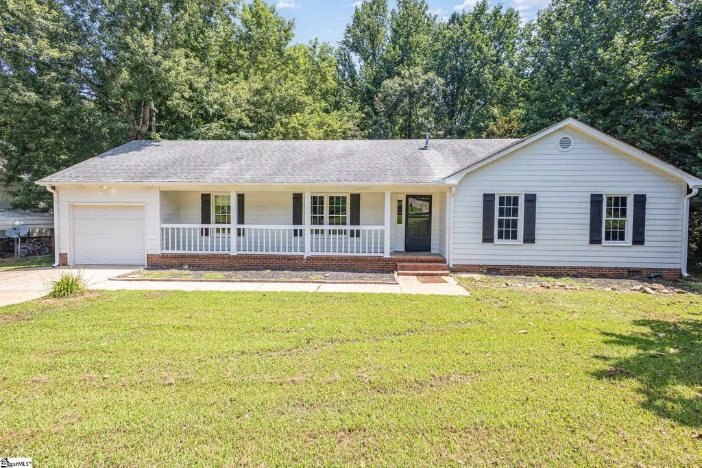 528 Indian Trail, Taylors, SC 29687