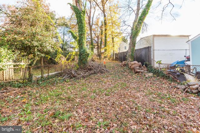 5907 LONGFELLOW ST, Riverdale, MD 20737