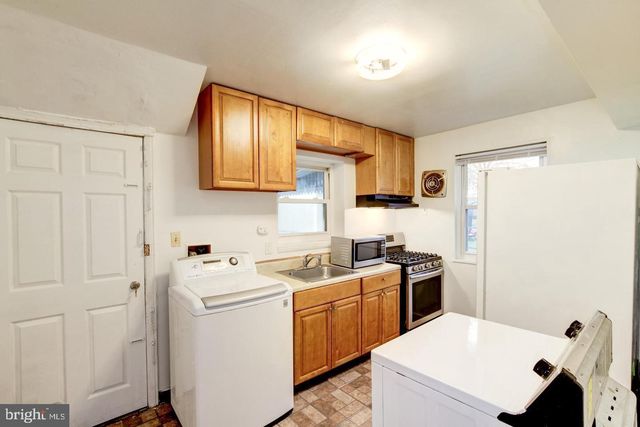 5907 LONGFELLOW ST, Riverdale, MD 20737