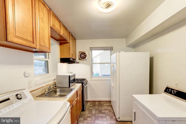 5907 LONGFELLOW ST, Riverdale, MD 20737