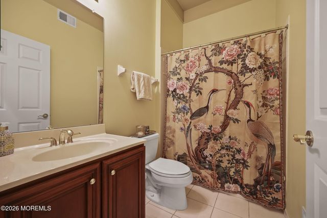 78 Oakmont Lane, Jackson, NJ 08527