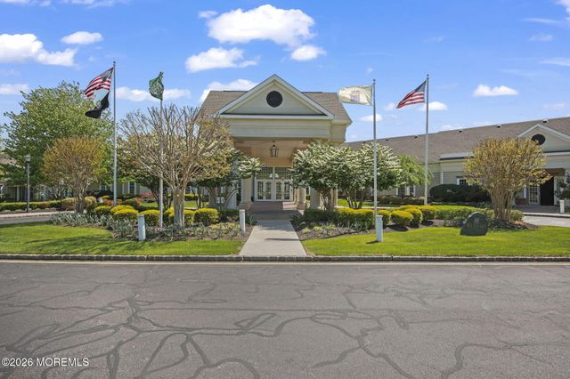 78 Oakmont Lane, Jackson, NJ 08527