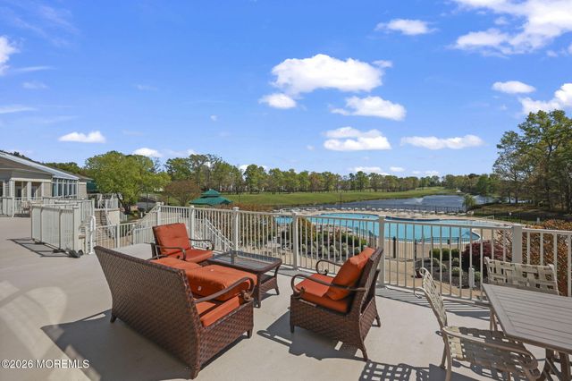 78 Oakmont Lane, Jackson, NJ 08527