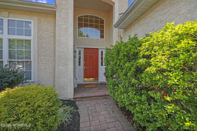 78 Oakmont Lane, Jackson, NJ 08527