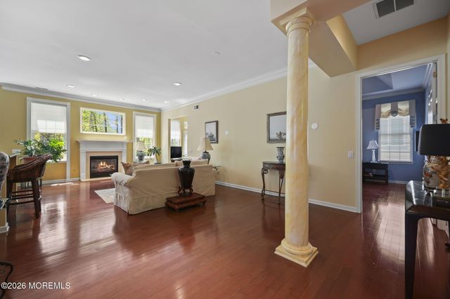 78 Oakmont Lane, Jackson, NJ 08527