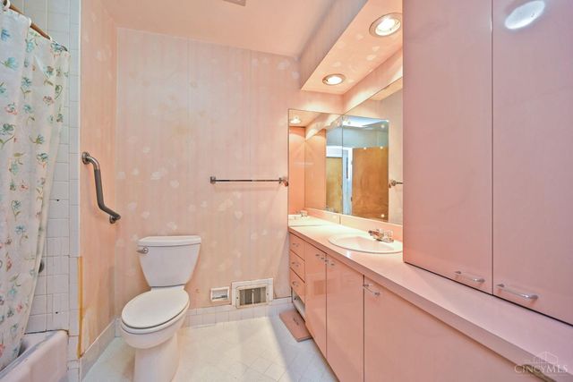 3020 Picwood Drive, Green Twp, OH 45248
