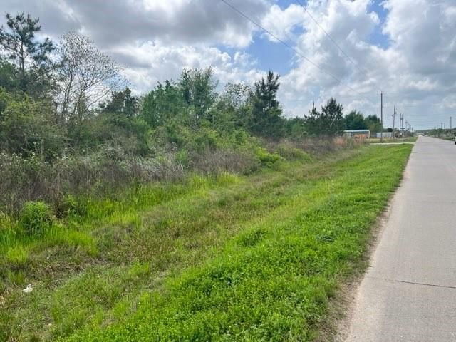 3548 Road 3548, Cleveland, TX 77327