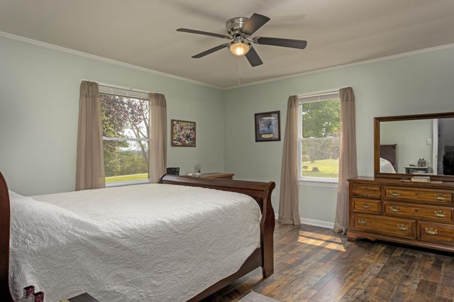 161 S Hillcrest Drive, Spring City, TN 37381