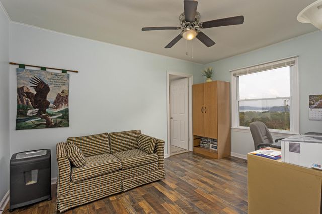 161 S Hillcrest Drive, Spring City, TN 37381