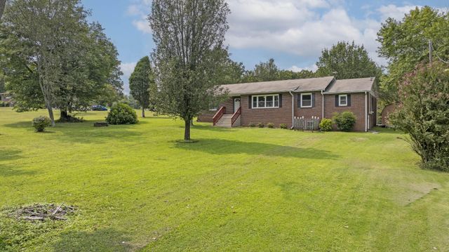 161 S Hillcrest Drive, Spring City, TN 37381