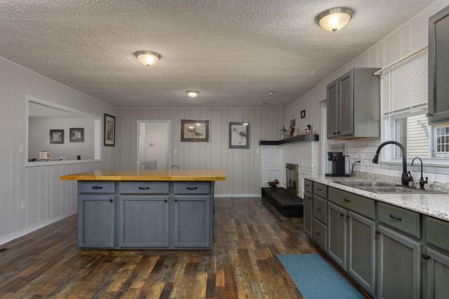 161 S Hillcrest Drive, Spring City, TN 37381
