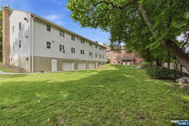 41 N Franklin Turnpike L, Ramsey, NJ 07446