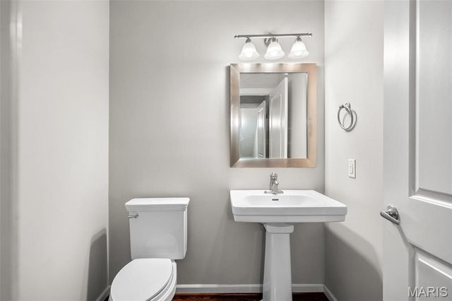 4104 Olive Street, St Louis, MO 63108