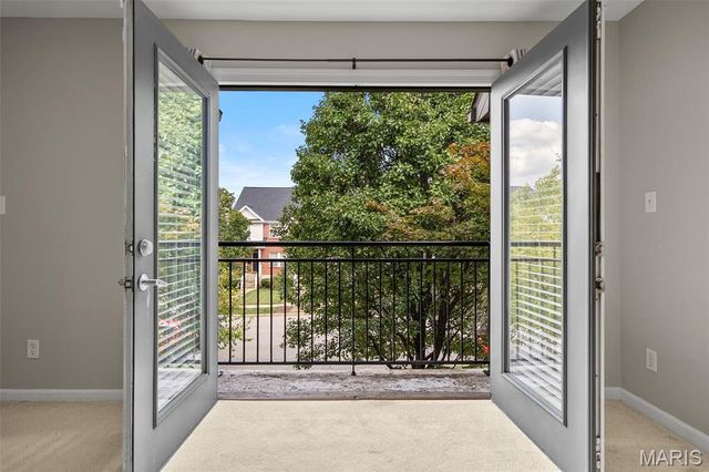 4104 Olive Street, St Louis, MO 63108