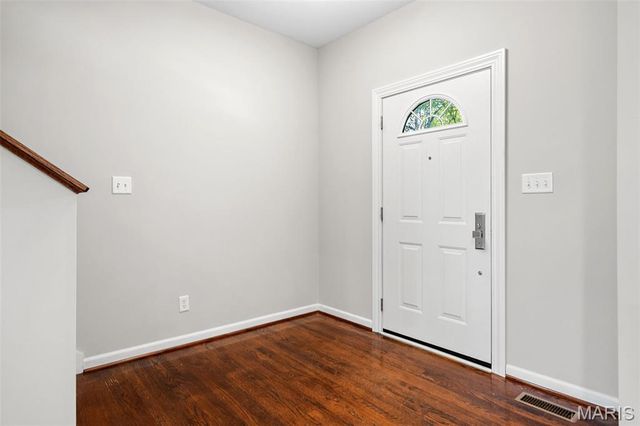 4104 Olive Street, St Louis, MO 63108