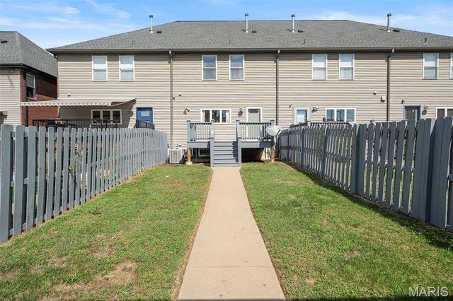 4104 Olive Street, St Louis, MO 63108