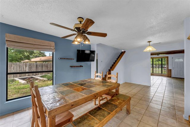 210 N River Oaks DR, Burnet, TX 78611