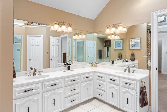 900 Forest Hill Court, Cedar Hill, TX 75104