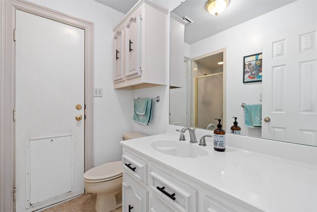 900 Forest Hill Court, Cedar Hill, TX 75104
