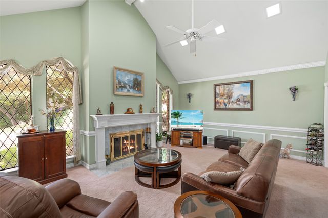 900 Forest Hill Court, Cedar Hill, TX 75104