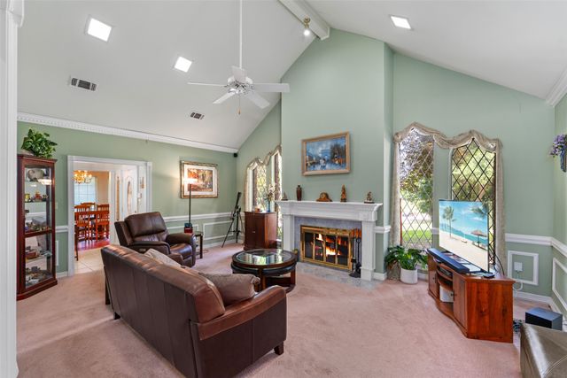 900 Forest Hill Court, Cedar Hill, TX 75104