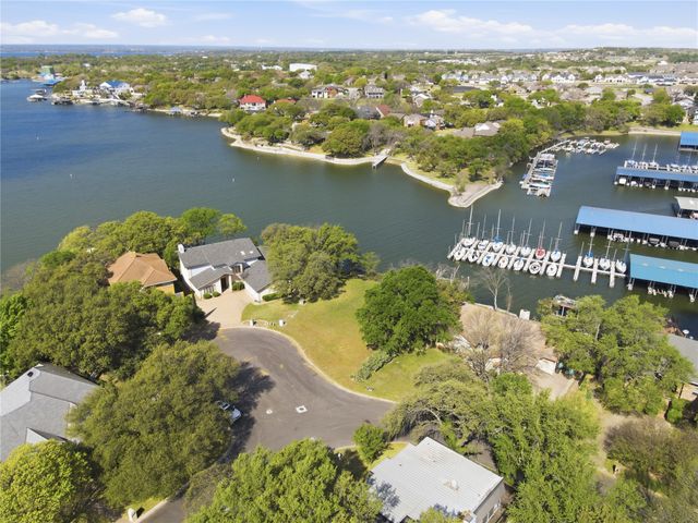 9144 Timber Oaks Drive, Fort Worth, TX 76179