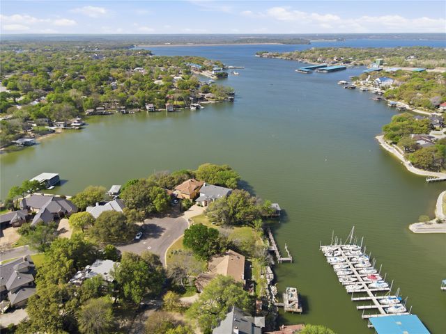 9144 Timber Oaks Drive, Fort Worth, TX 76179