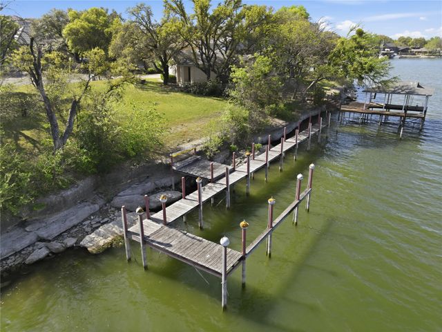 9144 Timber Oaks Drive, Fort Worth, TX 76179