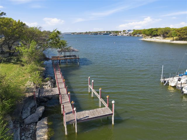 9144 Timber Oaks Drive, Fort Worth, TX 76179